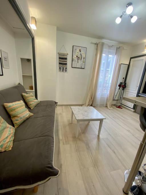 Jeanne D'Arc Apartment Rouen Exterior photo